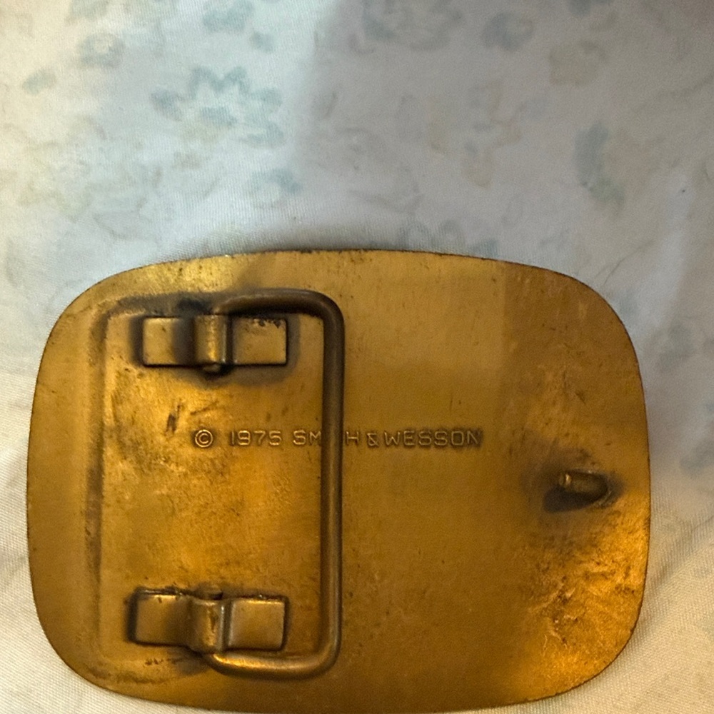 Smith & Wesson Gold Belt Buckle - Picture 2 of 3